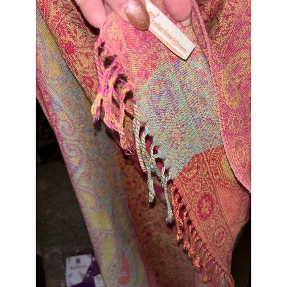 Collection XVIII Pink Orange Paisley Pashmina Wrap Scarf with Fringe Trim - Picture 4 of 6